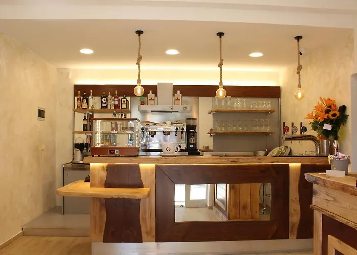 Hotell La Di Montecatone